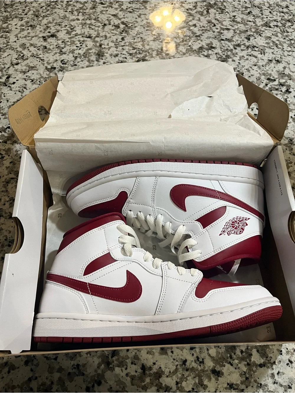 Jordan mid authentic